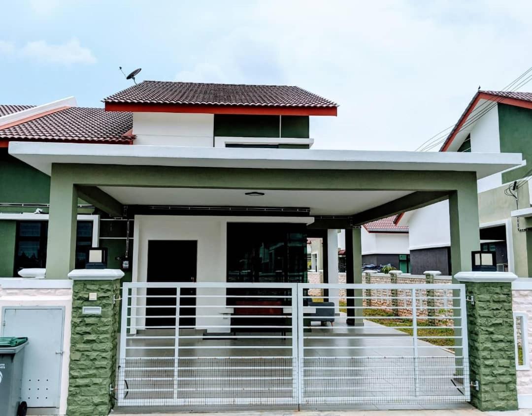 Syifa Homestay Melaka Exterior foto